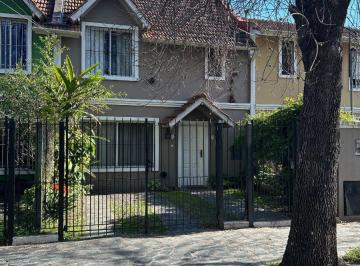 Casa de 4 ambientes, San Isidro · Duplex 4 Ambientes. Padre Acevedo N° 1031, Beccar.