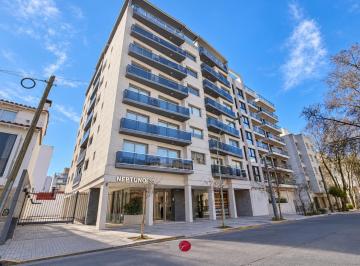Departamento · 90m² · 3 Ambientes · 2 Cocheras · Departamento en Guemes con Terraza Propia