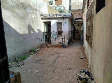 Local comercial · 125m² · Se Alquila Gran Local Comercial en Almagro