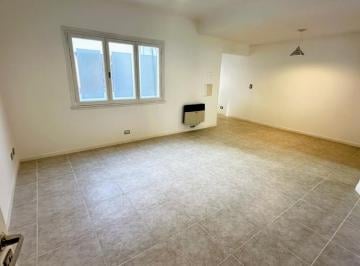 PH · 73m² · 3 Ambientes · PH 3 Ambientes en Venta Zona Plaza Mitre Apto Credito