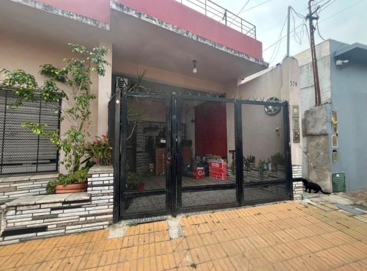 Casa · 90m² · 2 Ambientes