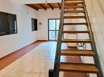 Departamento · 40m² · 4 Ambientes · Se Alquila Departamento 2 Habitaciones - Lavalle y Chacabuco