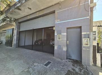 Bodega-Galpón · 180m² · Galpón en Alquiler Caseros