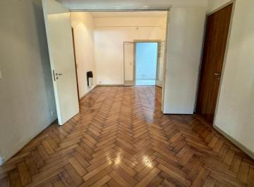 PH · 70m² · 4 Ambientes · Depto 2 Dorm. 2 Patios - Alquiler Colegiales