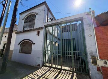 Depósito , Pompeya · Depósito en Venta y Alquiler en Pompeya - 260 m²