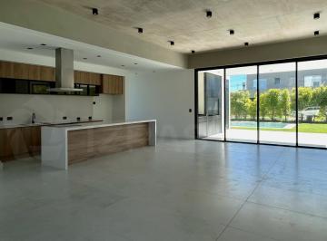 Casa · 236m² · 6 Ambientes · 4 Cocheras · Casa Moderna en Venta en Nordelta, Barrio Las Tipas, 3/4 Dorm.