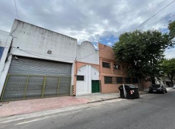 Depósito , Barracas · Depósito en Alquiler en Barracas - 1085 m²