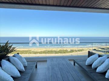Foto1 · Departamento Venta Tres Dorm. Icon Brava Punta del Este