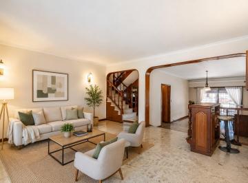 Casa · 200m² · 4 Ambientes · 1 Cochera · Casa en Venta en Florida – 3 Dorm., Jardín, Pileta, Quincho y Cochera
