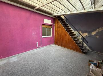 PH · 59m² · 3 Ambientes · PH Tipo Casa - 3 Amb + Amplio Patio + Terraza Propia! - Sin Expensas - a Reciclar - m de Av
