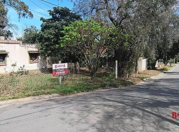 Terreno · 1570m² · Lote en Los Almendros 1304 Casi Av Dos Venados