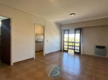 Departamento · 42m² · 2 Ambientes · 1 Cochera · 2 Ambientes a La Calle con Cochera y Baulera!