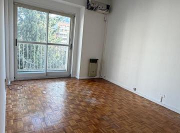 Departamento · 52m² · 3 Ambientes · Venta Departamento Parque Rivadavia 3 Ambientes con Balcón Muy Luminoso