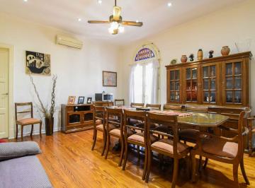 PH · 120m² · 4 Ambientes · 1 Cochera · PH 4 Amb en La Boca con Patio y Terraza