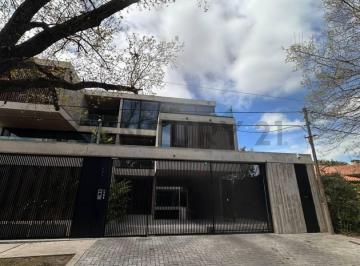 Departamento · 85m² · 2 Ambientes · Departamento de Categoría en Pleno Corazón de City Bell