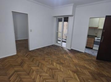Departamento · 35m² · 2 Ambientes · Av Cerviño - Próxima a La Rural - Subte - Santa Fe - Libertador - P. B. con Patio, Luminoso