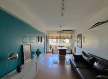 Departamento · 66m² · 3 Ambientes · Alquiler Temporario Dto 3 Ambientes Barracas Amoblado con Balcón