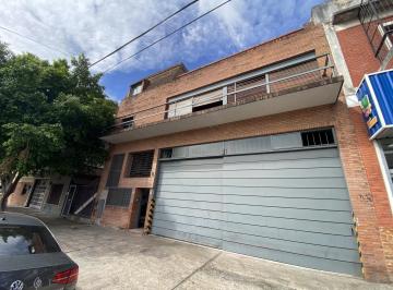 Depósito · 1090m² · 4 Ambientes · Venta Deposito con Oficina