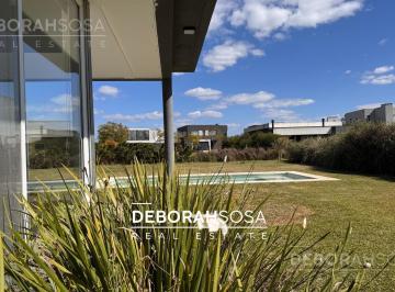 Casa · 216m² · 5 Ambientes · 4 Cocheras · Casa en Venta - 5 Ambientes - Lote Interno - Barrio Vistas - Puertos