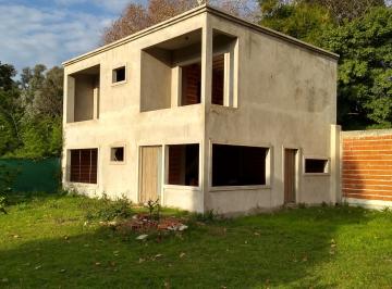 Quinta vacacional de 3 ambientes, Moreno · Venta de Casa Quinta en Construccion a Terminar