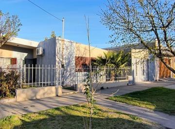 Casa · 158m² · 6 Ambientes · 1 Cochera · Casa 3 Dorm. | 158 m² Cubiertos | Barrio Docente – San Rafael