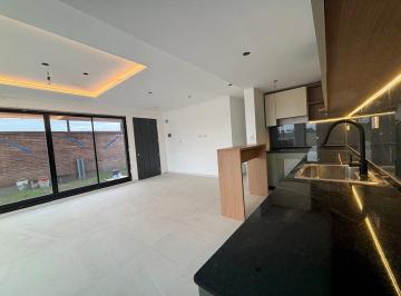 Casa · 93m² · 3 Ambientes · 1 Cochera · Venta Casa a Estrenar 2 Dormi Cochera Pileta