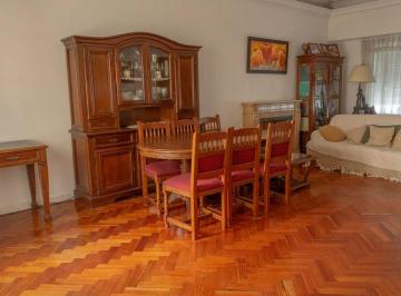 Casa de 4 ambientes, Villa Luro · Venta de Casa 4 Ambiente 2 Baños, Garage Patio y Terraza Villa Luro