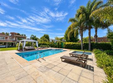Casa · 420m² · 8 Ambientes · 2 Cocheras · Venta Casa 6 Ambientes con Quincho | Sta m. Tigre
