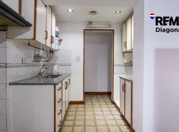 Casa · 183m² · 5 Ambientes · 1 Cochera · Casa en Venta en La Plata