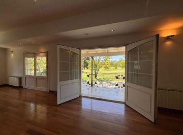 Casa · 947m² · 6 Ambientes · 4 Cocheras · Venta Exclusiva Casa Villa Allende Golf 5 Dorm