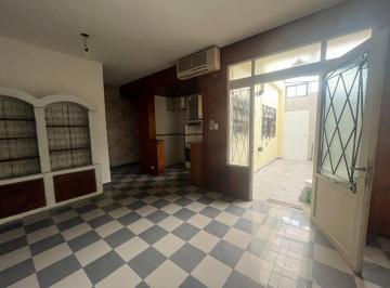 PH · 40m² · 2 Ambientes · PH Dos Ambientes Sin Expensas en Villa Adelina