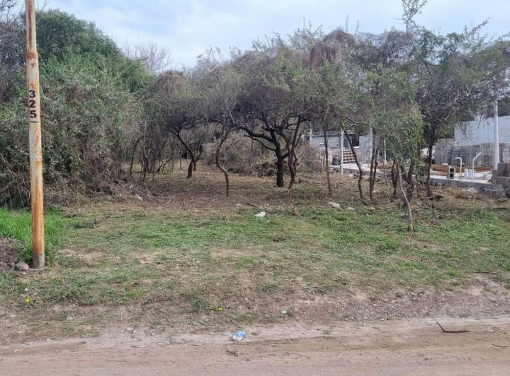 Terreno · 400m²