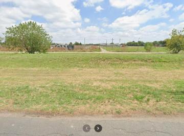 Terreno · 772m² · Lote en Venta en Hernández con Escritura
