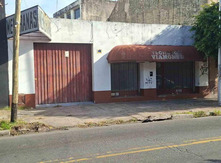 Local comercial · 148m²