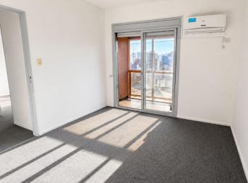 Departamento · 79m² · 3 Ambientes · 1 Cochera · Alquiler Depto 3 Amb con Cochera. Lanus Este