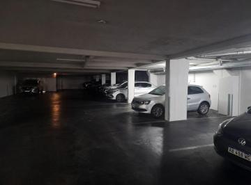 Garage · 13m² · Cochera Fija Cubierta en Venta en Villa Urquiza