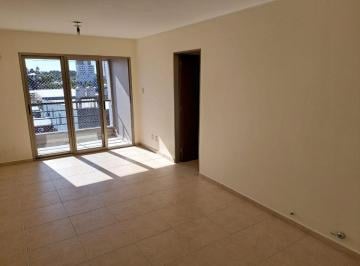 Departamento de 1 ambiente, Ciudad de Santa Fe · 1 de Mayo 2035 / Departamento de Buenas Dimensiones de 1 Dormitorio / Taverna Inmobiliaria Alquila