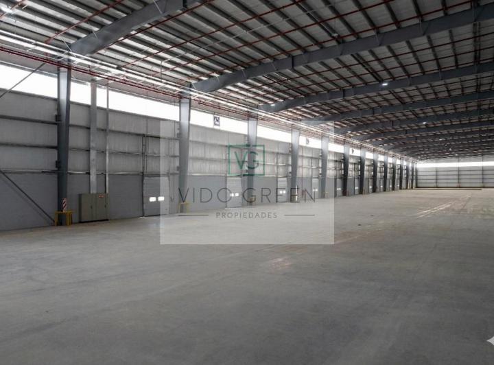 Depósito · 3200m²