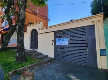 Casa · 400m² · 10 Ambientes · 2 Cocheras · E Vende Casa de 5 Dorm. con Piscina – Av Urquiza