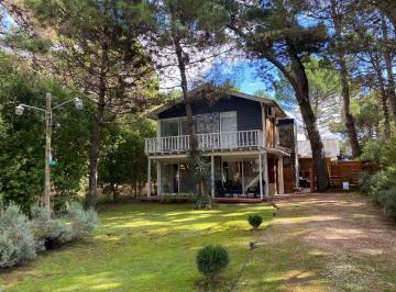 Casa de 5 ambientes, Mar de las Pampas · Dueño Vende - Hermosa Casa en Excelente Zona de Mar de Las Pampas.