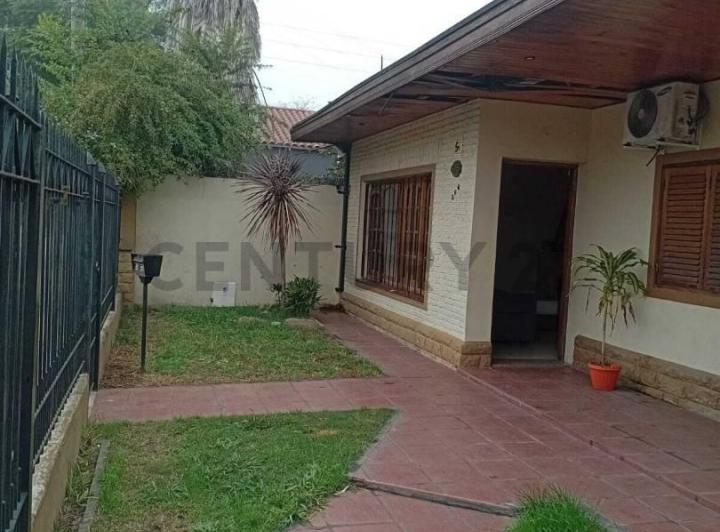 Casa · 117m² · 4 Ambientes · 1 Cochera