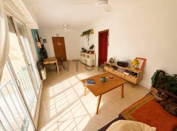 Departamento · 57m² · 3 Ambientes · Venta Departamento 3 Ambientes en La Paternal Luminoso