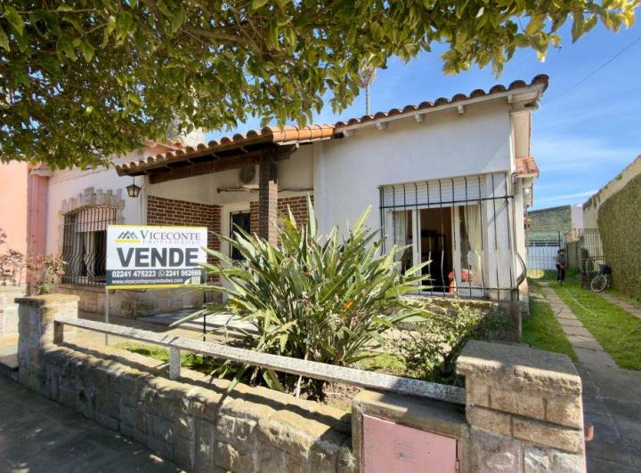 Casa · 225m² · 3 Ambientes