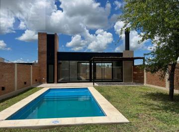 Casa de 3 ambientes, Resistencia · Alquiler Casa con Piscina a Estrenar!