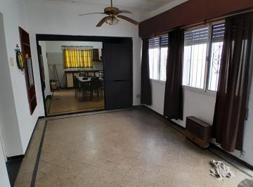 Casa · 120m² · 4 Ambientes · Casa en La Tablada
