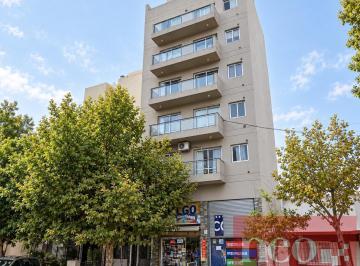 Departamento · 40m² · 2 Ambientes · Departamento 2 Ambientes con Exelente Ubicacion Al Frente Ubicado en Roca Al 1100
