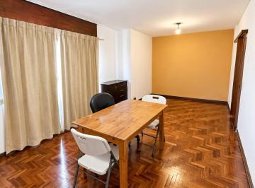 Departamento · 55m² · 4 Ambientes · Departamento en de 2 Dorm. en B° Guemes