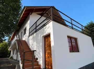 Casa de 10 ambientes, Villa General Belgrano · Complejo de 9 Departamentos en Pleno Centro de Villa General Belgrano.