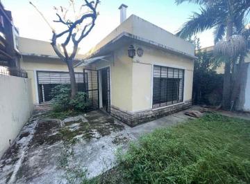 PH de 4 ambientes, Merlo · PH Céntrico con Jardin y Patio