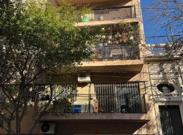 Departamento de 2 ambientes, Caballito · Pasaje Centenario 120 - Inmejorable Ubic Peoximo Av Riv y Subte